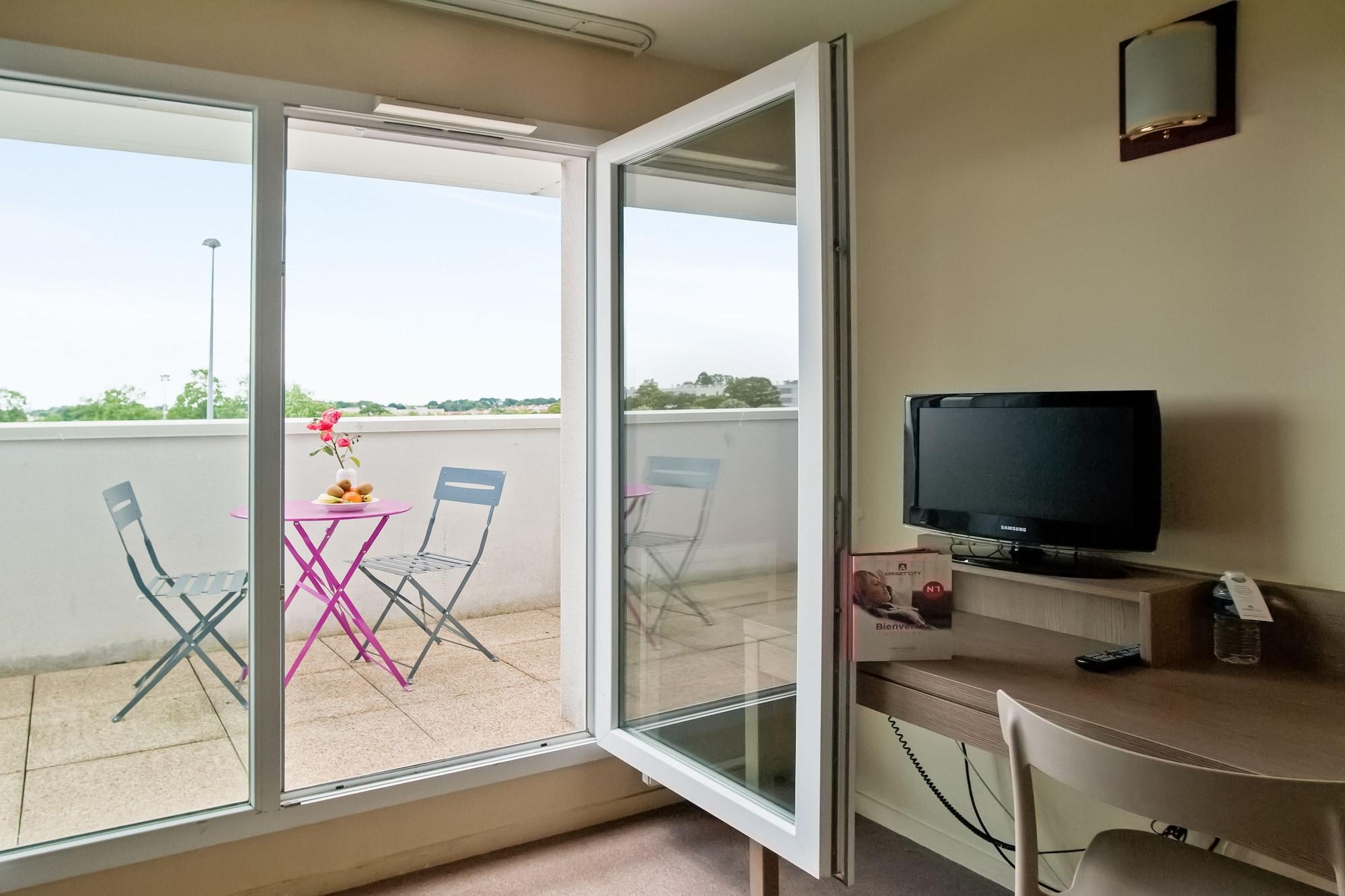 Appart'City Classic La Roche Sur Yon Centre Экстерьер фото