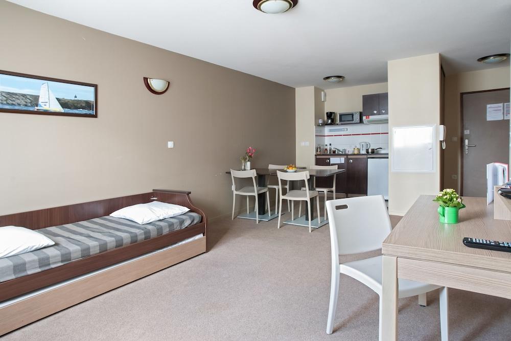Appart'City Classic La Roche Sur Yon Centre Экстерьер фото