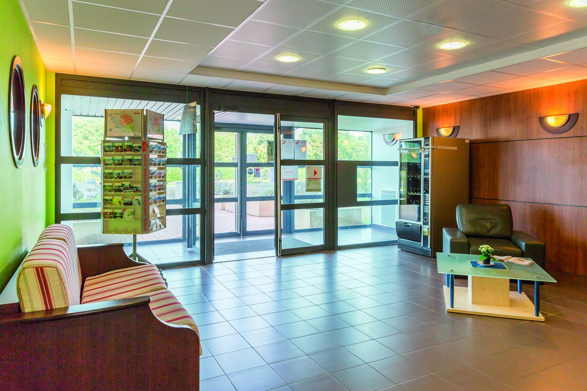 Appart'City Classic La Roche Sur Yon Centre Экстерьер фото